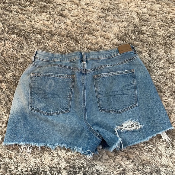 American Eagle Denim Shorts - Picture 2 of 2